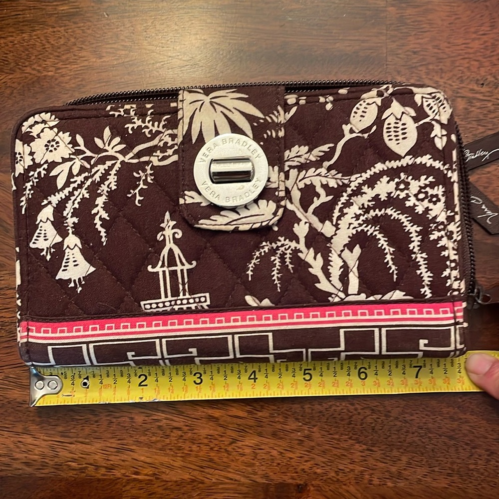Vera Bradley Turnlock wallet